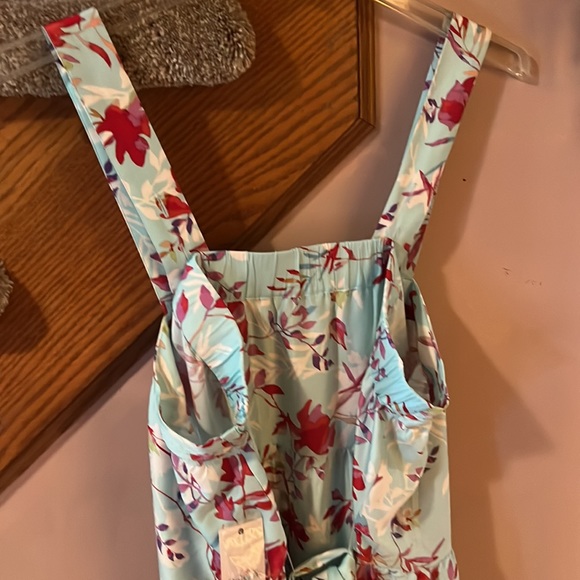 Ophelia Roe 1X maxi sundress. - Picture 7 of 8